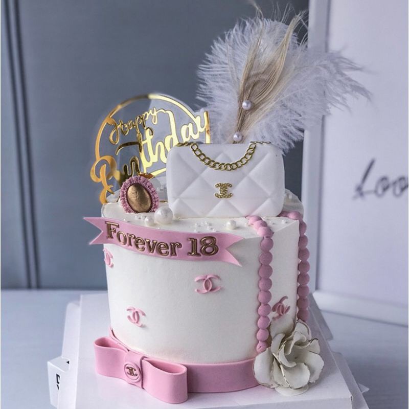 Set que cắm trang trí bánh kem, bánh sinh nhật mô hình túi xách LV Chanel