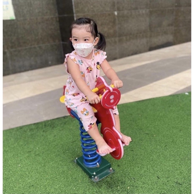 Đồ bộ cánh tiên quần lửng bé gái xuất Nhật Miwoo