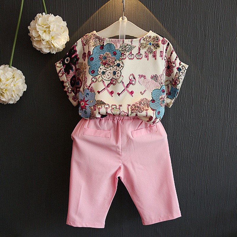 Bộ áo thun ngắn tay in hoa + quần ngắn thời trang cho bé gái (1-6 tuổi)
