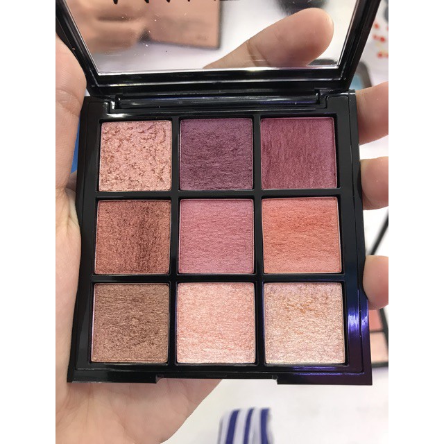 PHẤN MẮT NHŨ LÌ WODWOD 9 Ô MAKEUP STUDIO W585