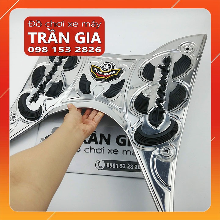 Thảm lót để chân INOX xe Nozza Grande 2019-2020-2021-2022 tấm trải sàn gác chân Yamaha- phụ kiện trang trí