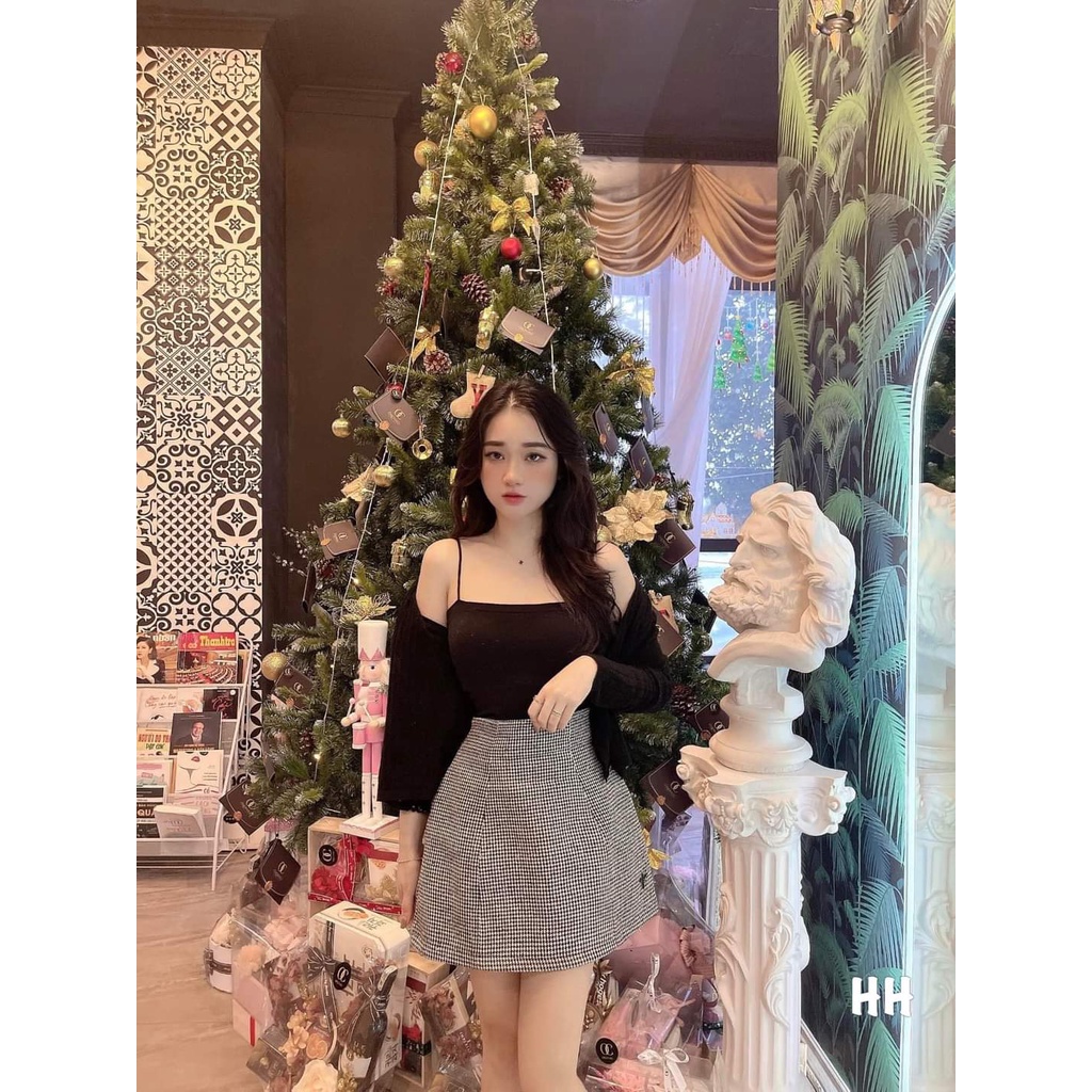 Chân váy chữ A cạp cao màu kẻ thêu ong