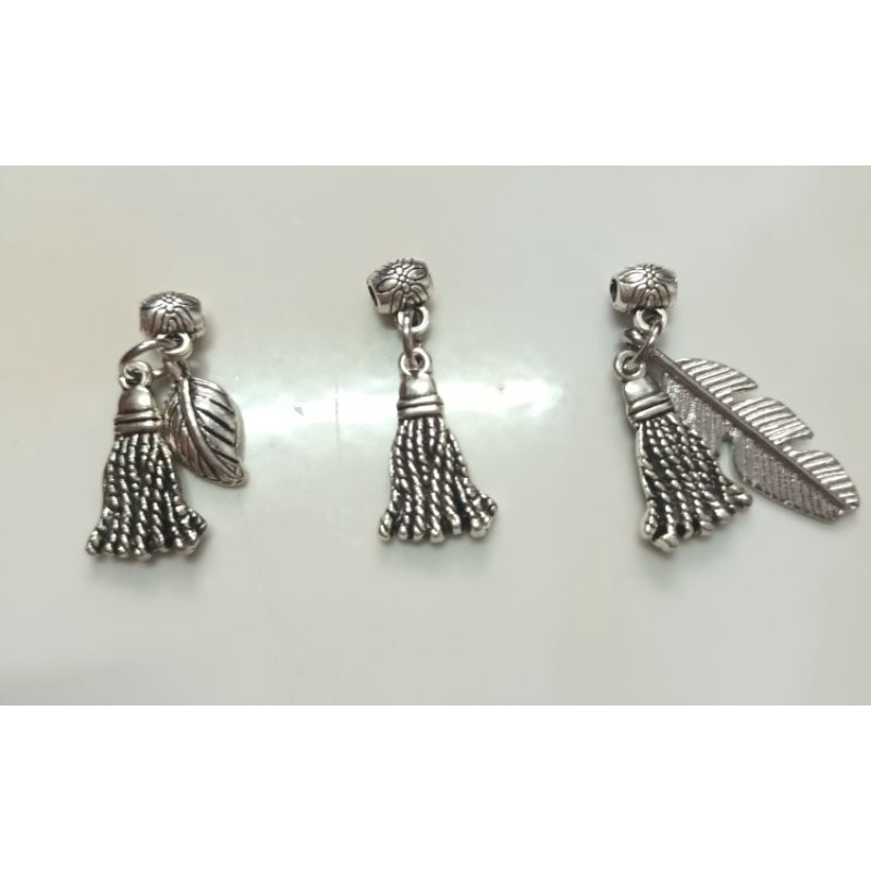 Charm ống lùa treo phụ kiện tua rua lá cây xinh xinh mic vòng làm handmade