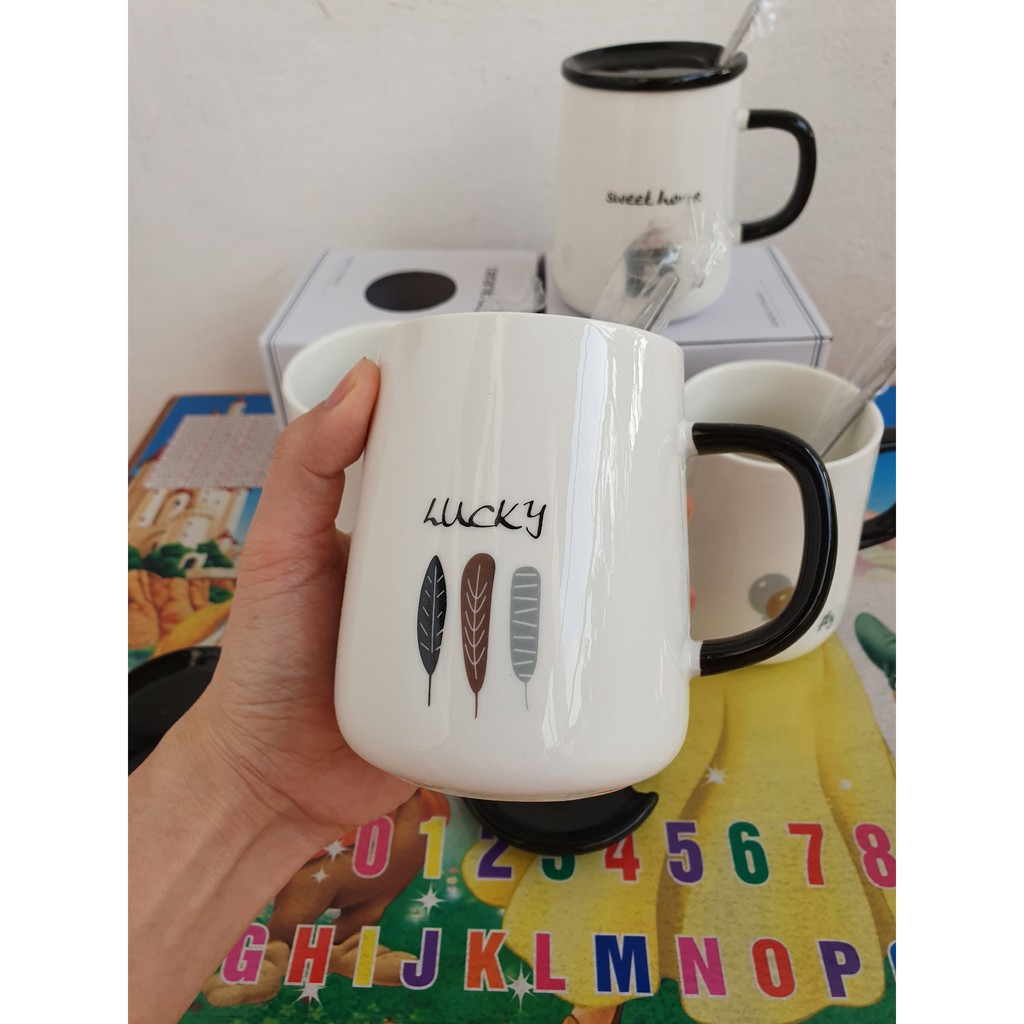 Ly cốc sứ cao cấp có nắp và thìa thông điệp Tiếng Anh dung tích 420ml | BigBuy360 - bigbuy360.vn