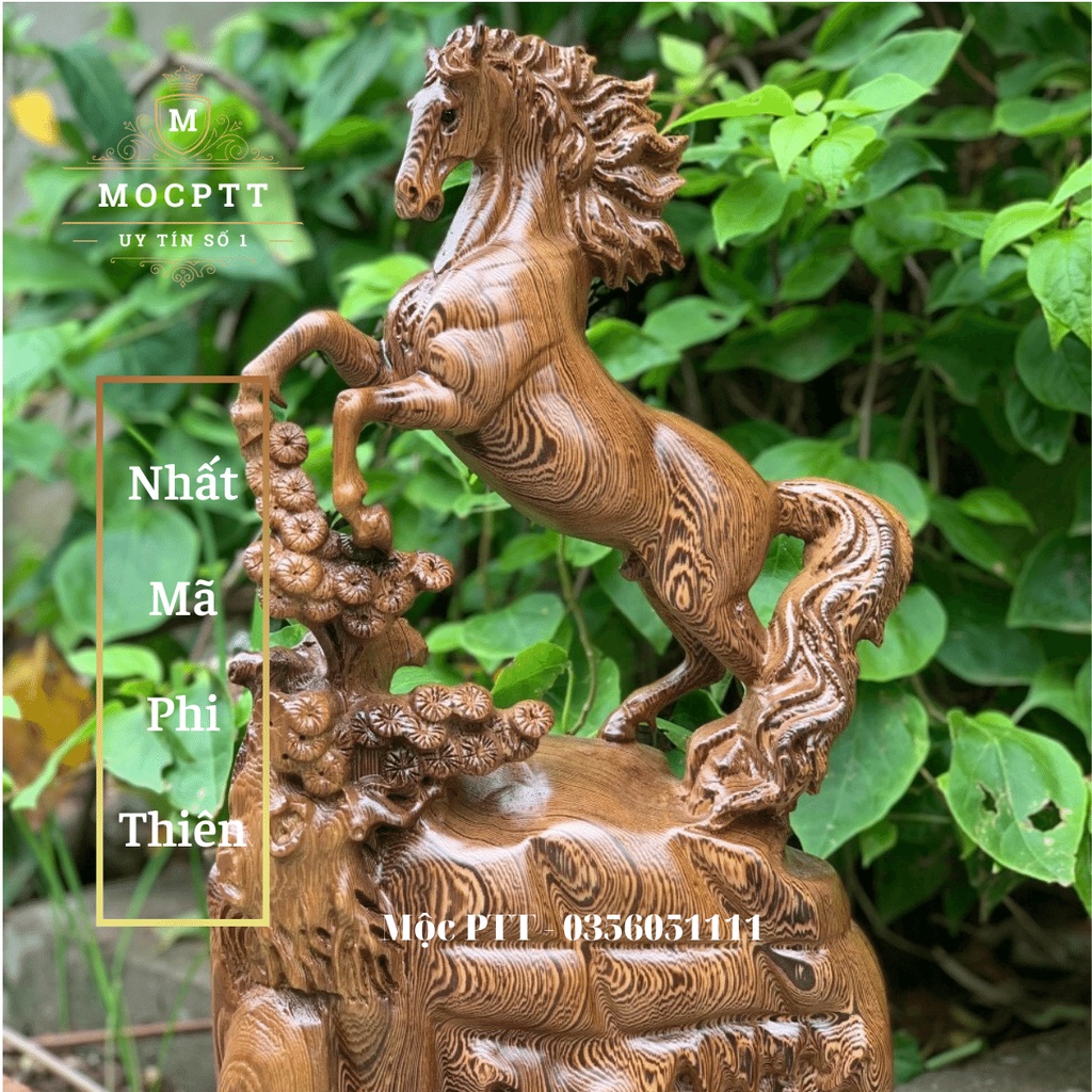 Tượng gỗ con Ngựa mẫu Nhất Mã Phi Thiên gỗ Hương Đá , Munnn Đuôi Công cao 30 40 Cm