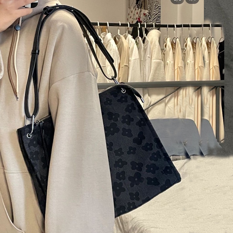 Túi đeo vai JASMIN NOIR dáng vuông cỡ lớn thiết kế giản đơn duyên dáng dành cho nữ