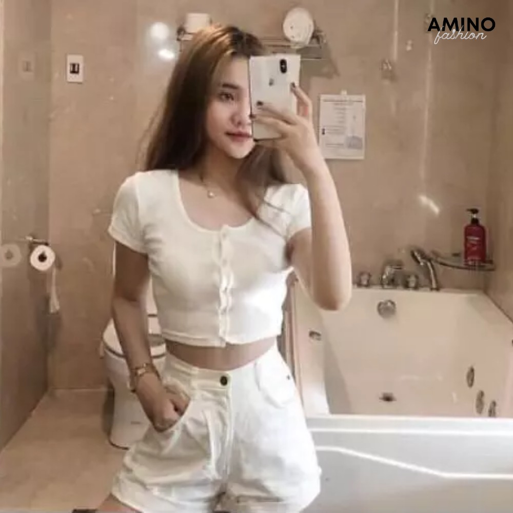 Áo croptop nữ tay ngắn phối cúc cài thời trang | BigBuy360 - bigbuy360.vn