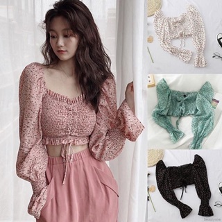 Áo kiểu rút giữa họa tiết hoa