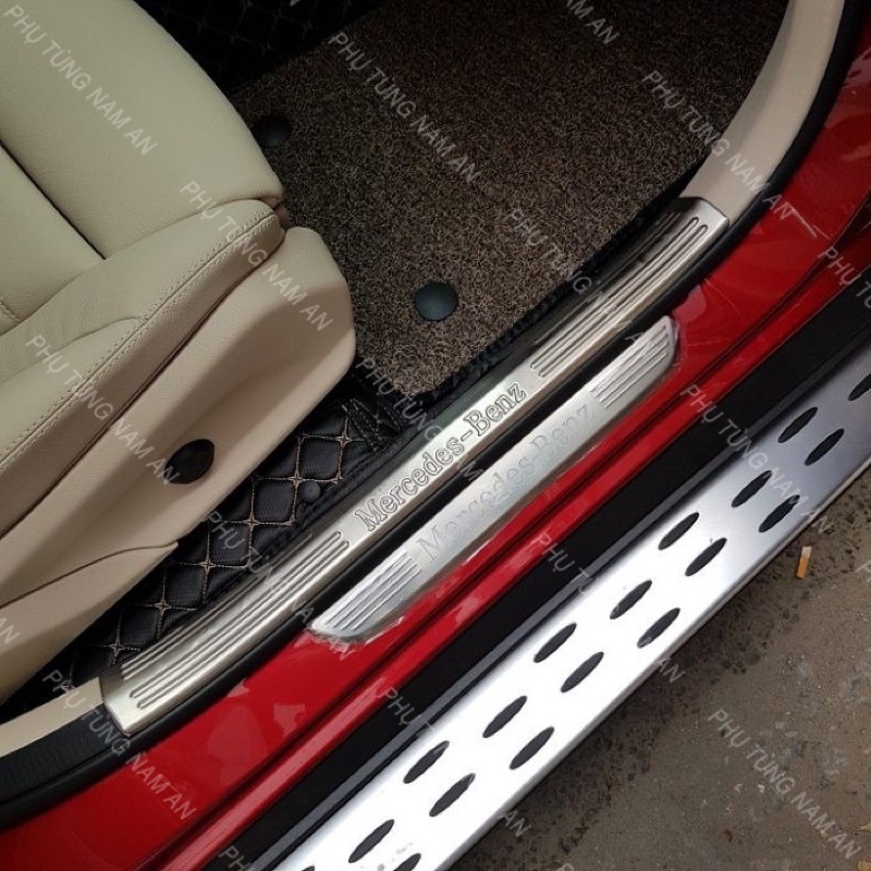 ỐP CHỐNG TRẦY BỆ BƯỚC MERCEDES GLC, C, GLK, E