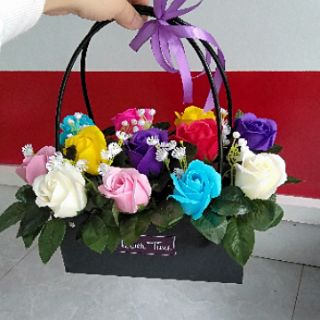 Giỏ  hoa sáp đủ  màu