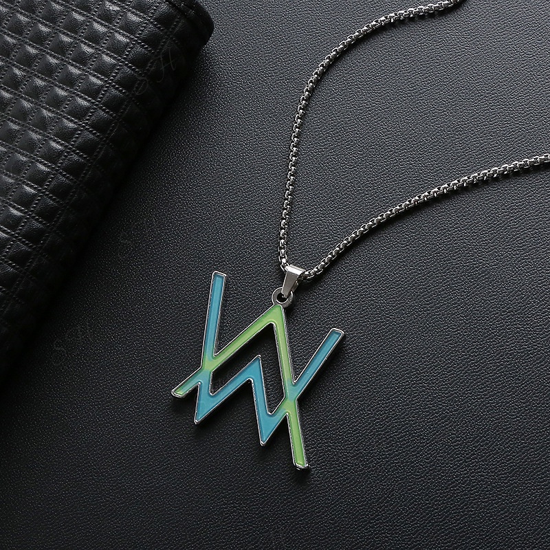 Vòng cổ Mặt Logo Alan Walker Phát Sáng Trong Đêm Cho Nam Và Nữ