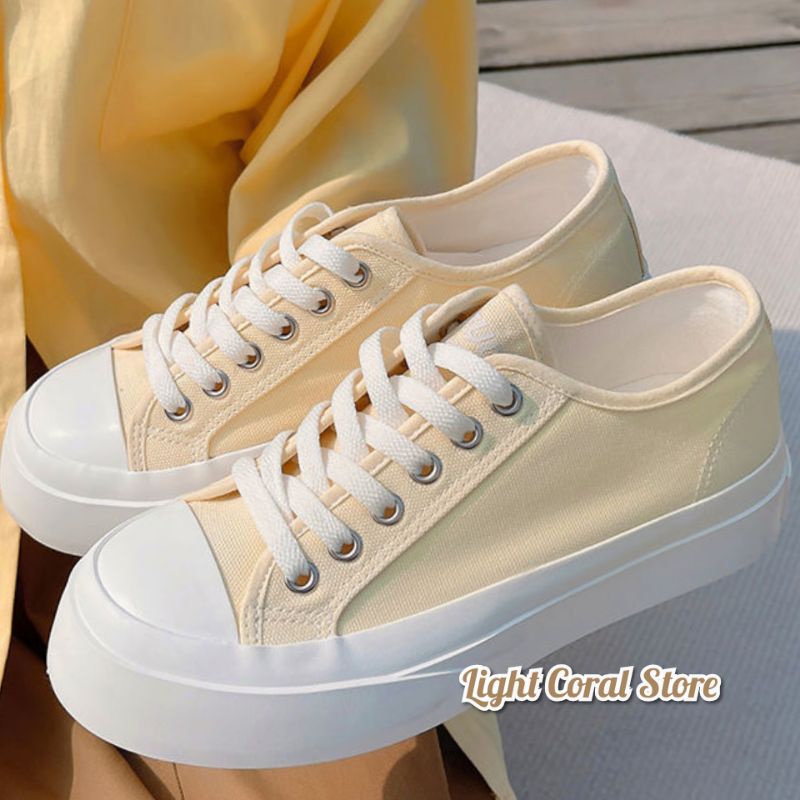 (Có sẵn) Giày sneaker nữ ulzzang đế bánh mì thấp màu trắng tone màu vàng be hot trendy phong cách retro cổ điển