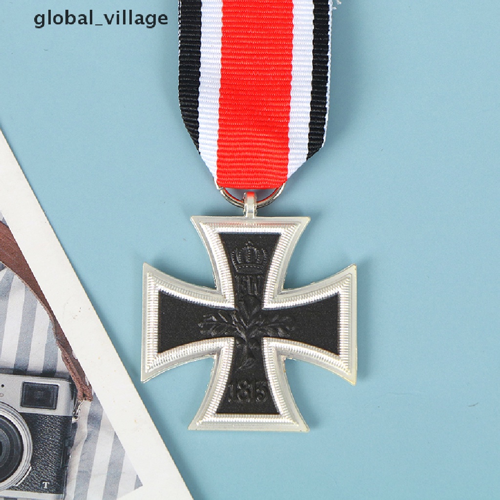 Huy hiệu Medal 1813 1870 hình chữ thập bằng sắt kèm dây đeo độc đáo