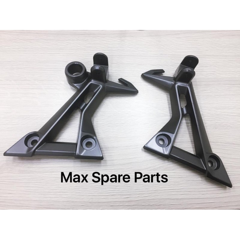 Gác chân sau bên trái / phải Z300 Ninja 300