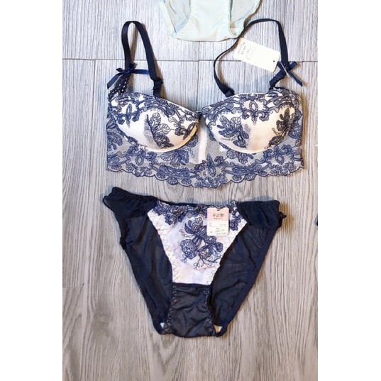 [Mã SKAMLTSW11 giảm 10% đơn 99K] Set lót ren có gọng xuất xịn cupBCD ẢNH THẬT | BigBuy360 - bigbuy360.vn