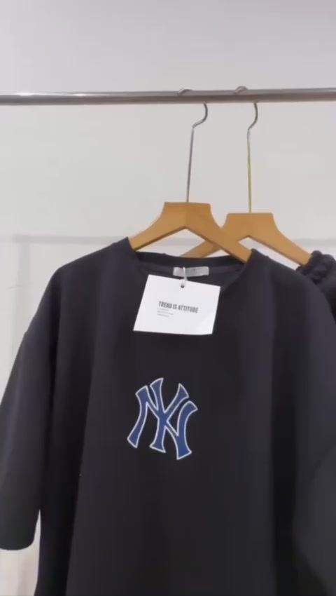 Bộ Hè Nam NY Phối Cực Đẹp Chất Vải Mát Cho Mùa Hè | BigBuy360 - bigbuy360.vn