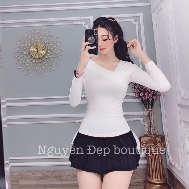 Áo thun kiểu tay dài cổ vuông