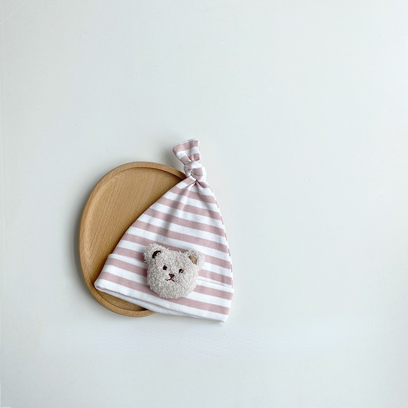 Mũ Lưỡi Trai Kẻ Sọc Đính Hình Gấu Dễ Thương Cho Bé