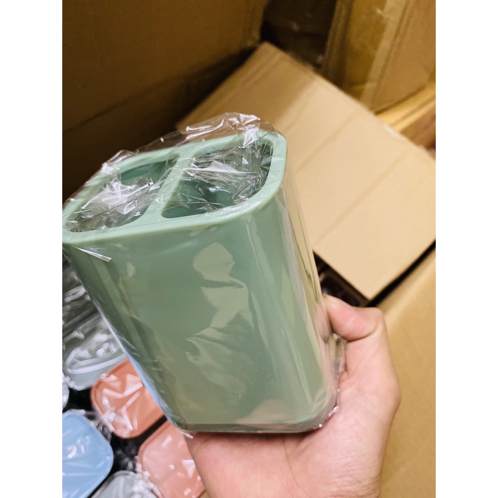 Tiện ích giúp bàn học, bàn làm việc ngăn nắp