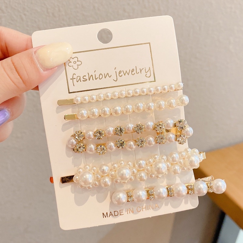 1 Chiếc Kẹp Tóc Thời Thượng, Sản Phẩm Quà Tặng Từ Loli