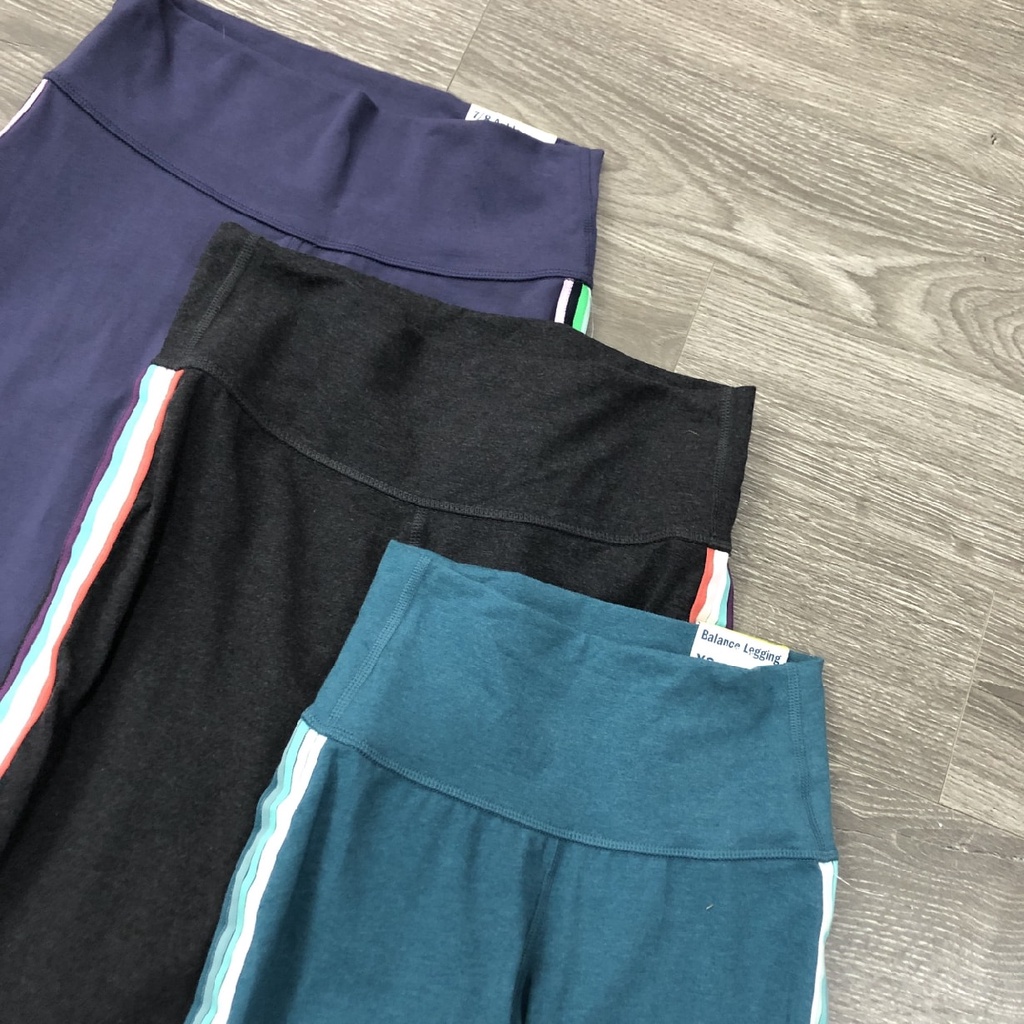 Quần tập OldNavy phối viền sọc