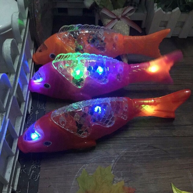 Lồng đèn cá chép có nhạc có đèn cho bé chơi trung thu