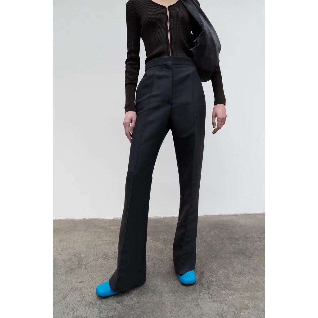 Áo len nữ basic Low Classic mang phong cách vintage
