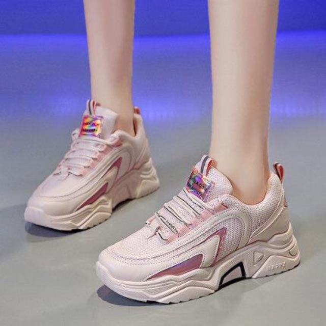 [Mã FAGREEN245 giảm 10% tối đa 30k đơn từ 99k] Giày nữ màu hồng lưới thoáng độn đế 5cm dáng hàn năng động mã a26