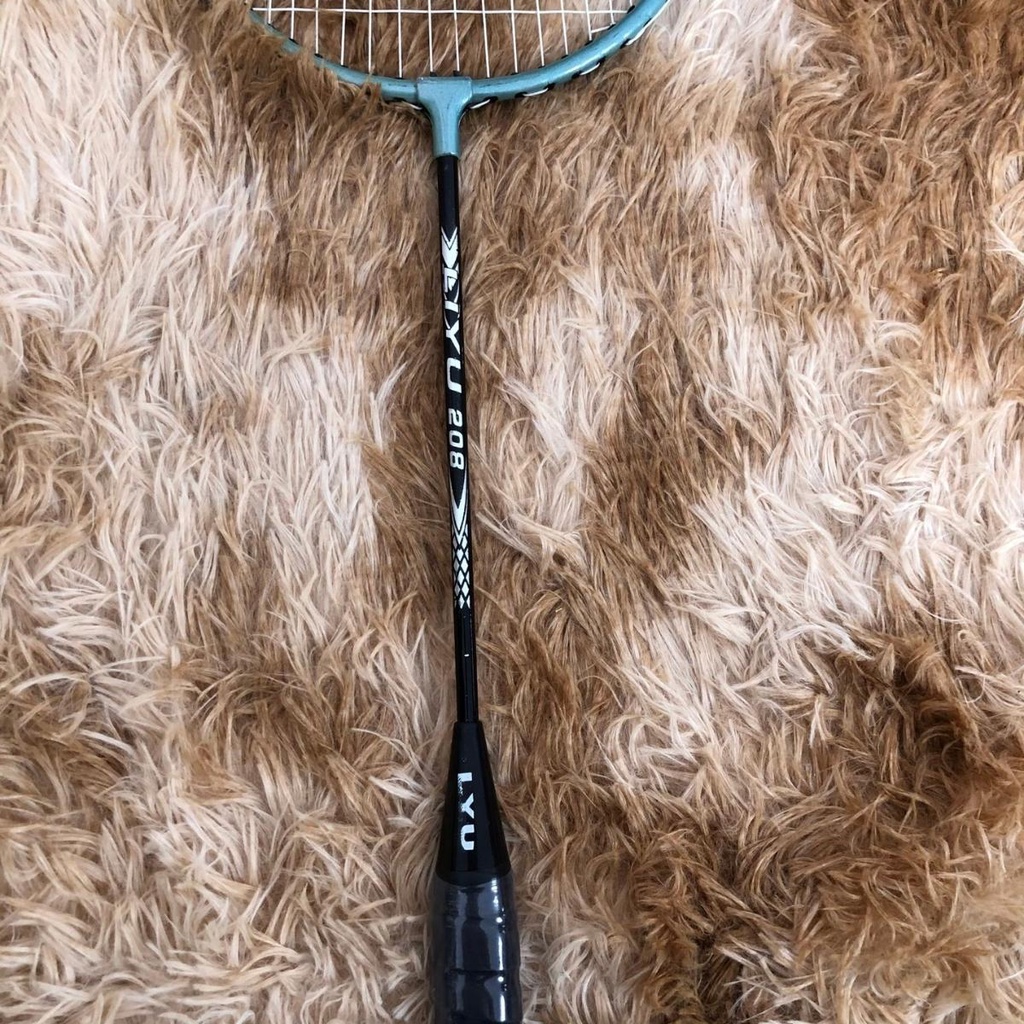 Bộ vợt đánh cầu lông 02 chiếc Liyu 208 chính hãng giá rẻ phù hợp với học sinh sinh viên