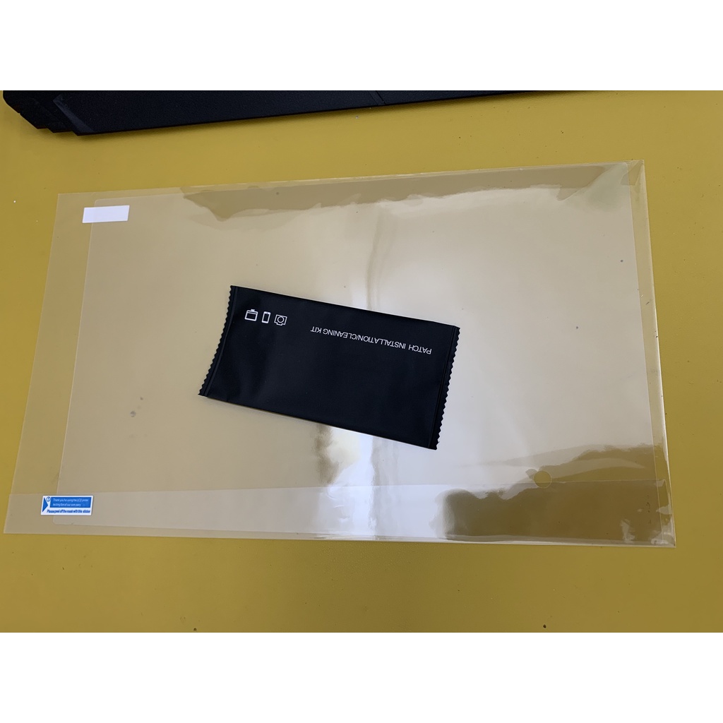 Tấm dán màn hình laptop 15.4 inch tỉ lệ