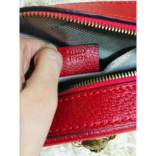 túi xách G..G đỏ size 22, da cừu, độ mới 96%, full hiệu, cod check được a!