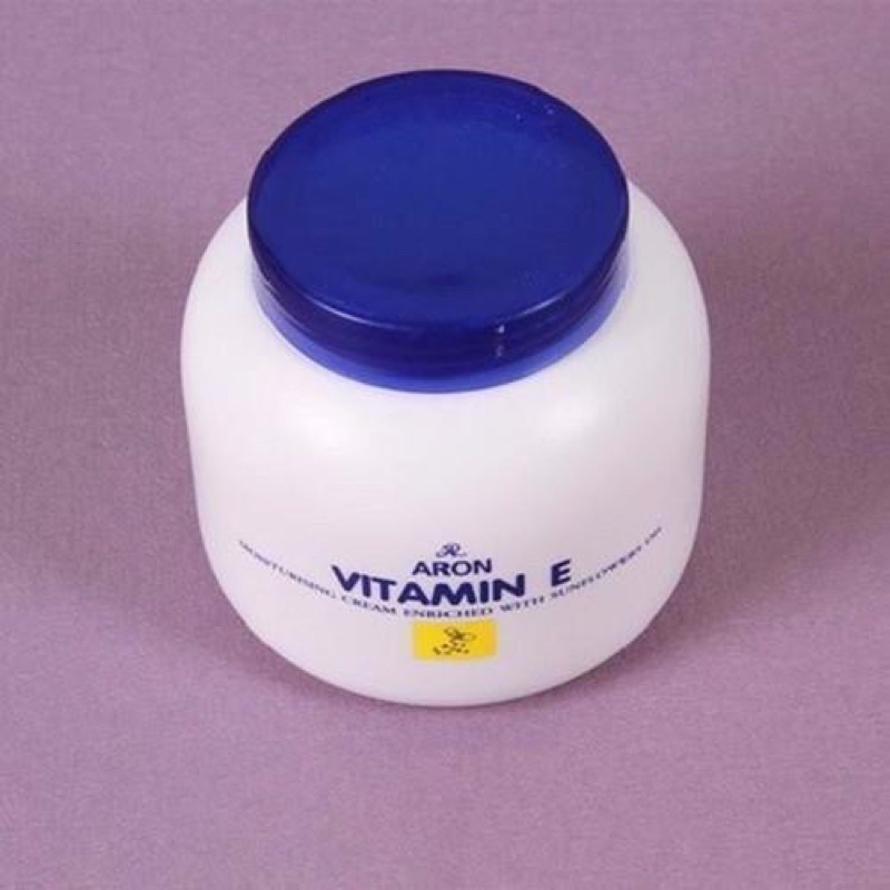 Kem Dưỡng Ẩm Vitamin E Aron Thái Lan 200gr