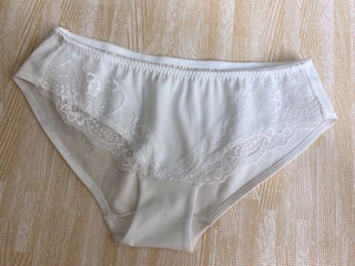 Quần lót M&S, hàng xuất Anh
