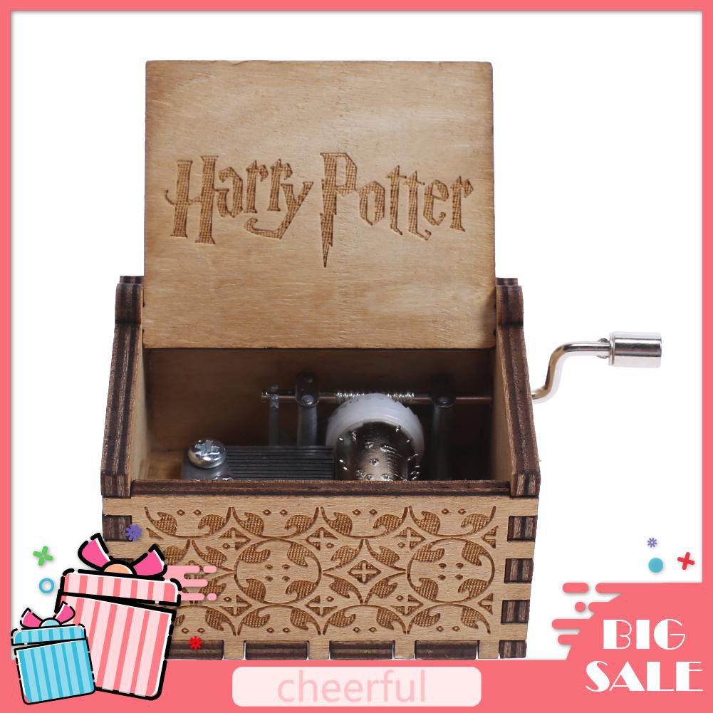 Hộp Nhạc Gỗ Dạng Tay Quay Khắc Hoa Văn và Chữ Harry Potter