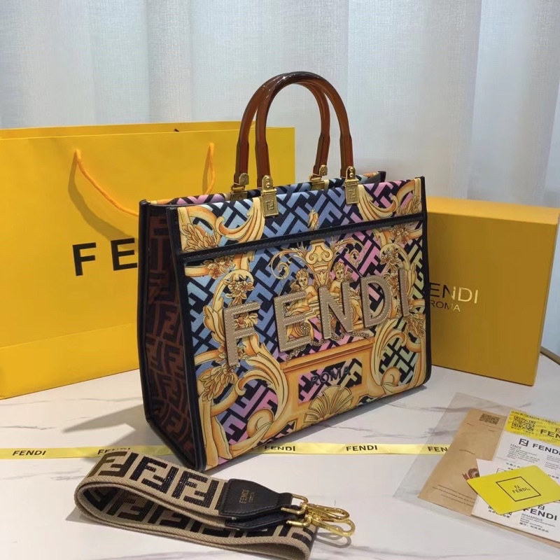 TÚI FEN.DI QUAI XÁCH