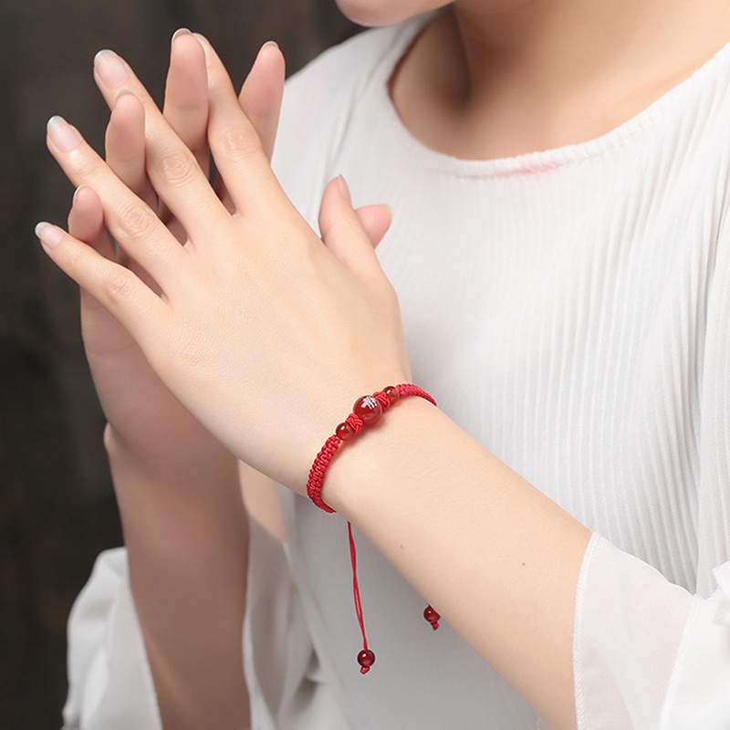 Vòng Tay Dây Cotton ĐíNh HạT Đỏ May MắN