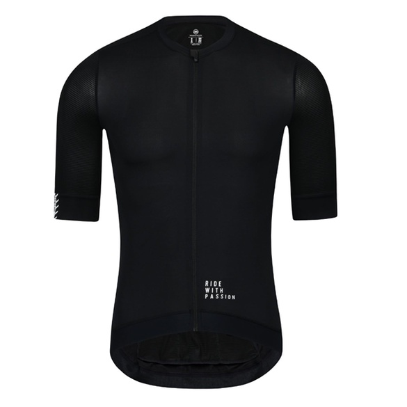 Áo đạp xe Monton ngắn tay Traveler Max - Đen