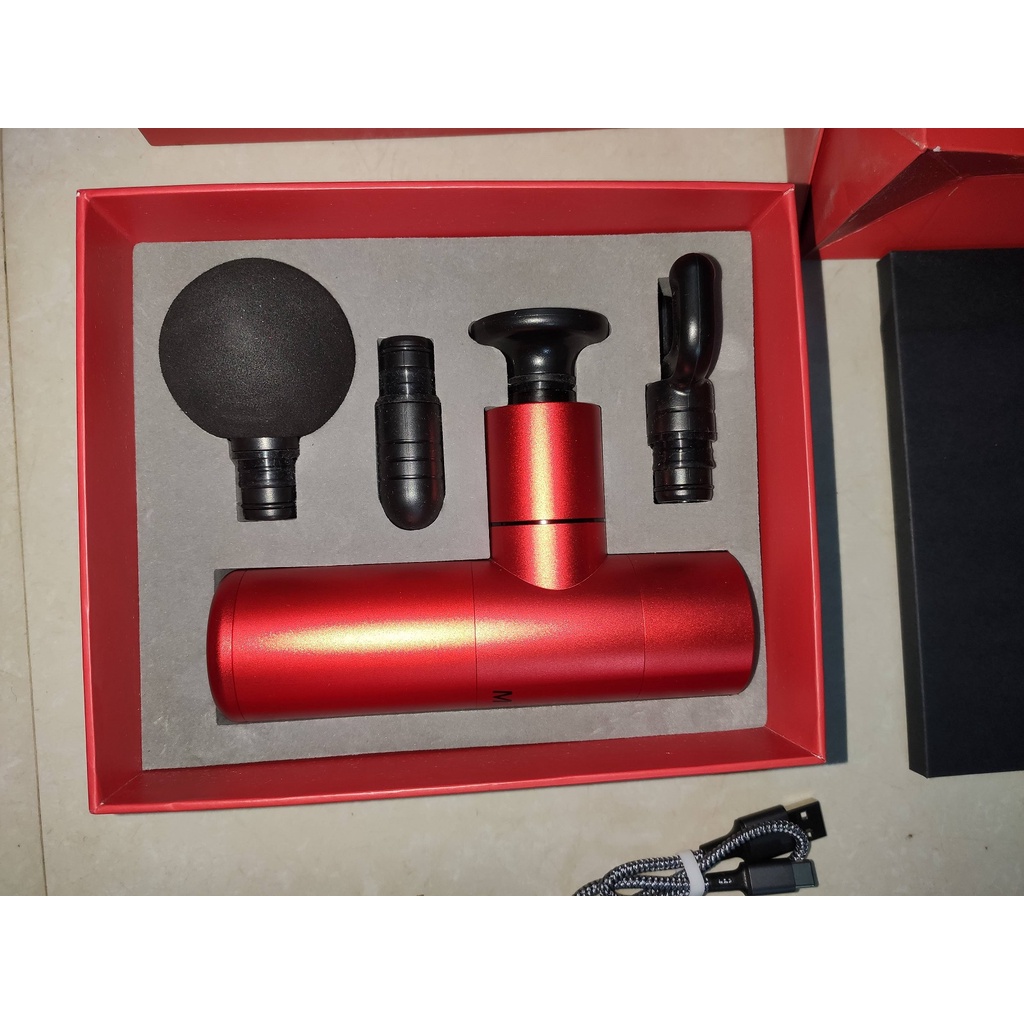 Máy massage toàn thân, mát xa cầm tay dùng pin, mát xa rung MOOVI cao cấp, SX tại Đức, sạc bằng sạc điện thoại.