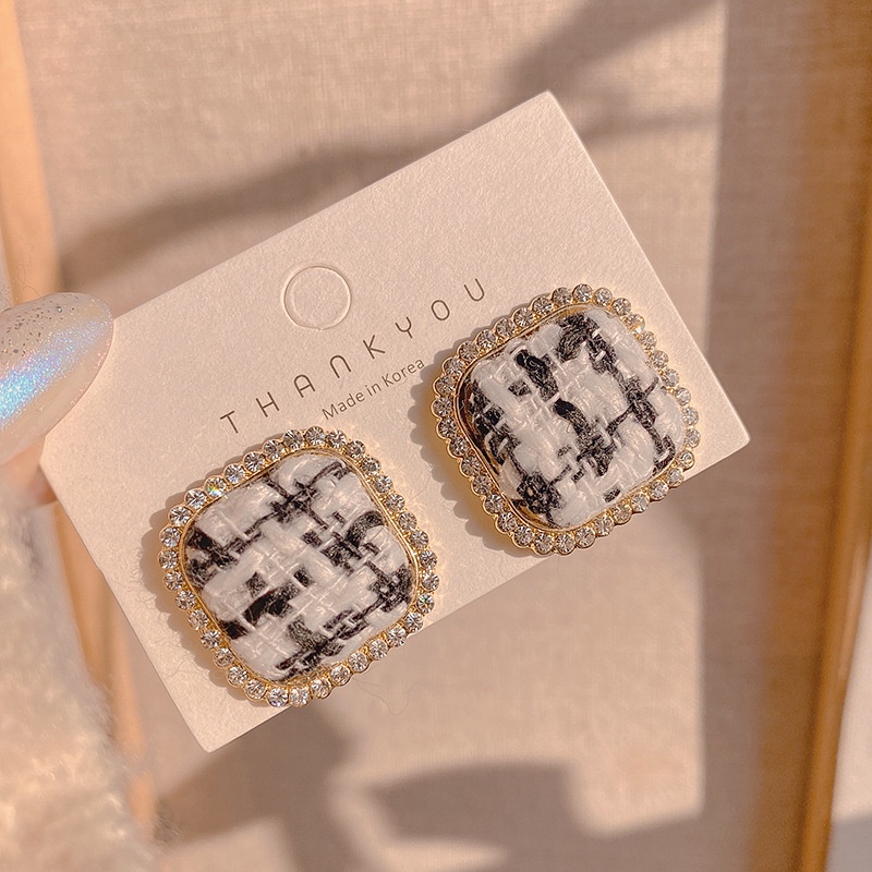 Khuyên Tai Hình Vuông Đính Kim Cương Phong Cách Thời Trang Hàn Quốc Chất Lượng Cao 2022 Cho Nữ