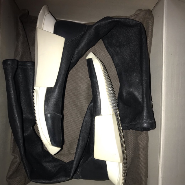 Pass Rick Owens level socks