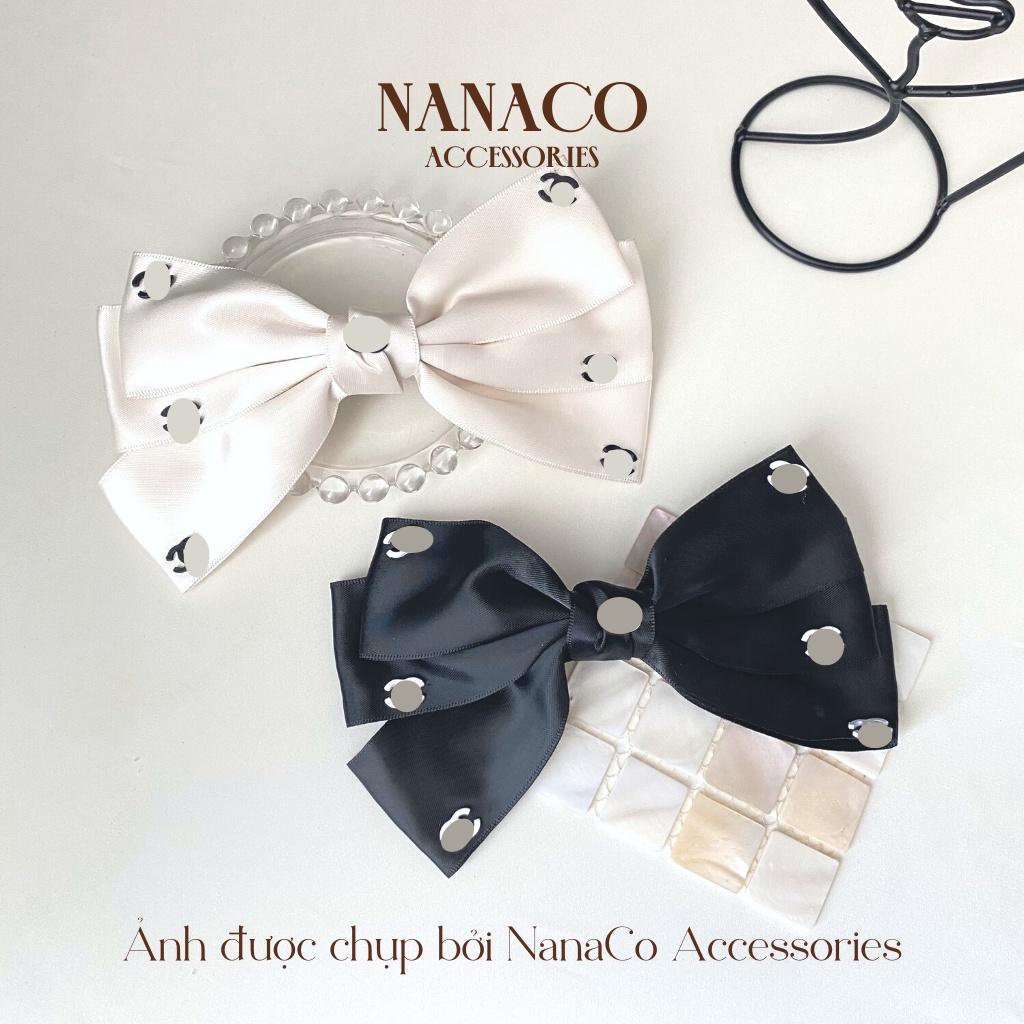 Kẹp tóc nữ nơ đính tag chữ đẹp Hàn Quốc, nơ kẹp tóc nửa đầu hot trend NanaCo