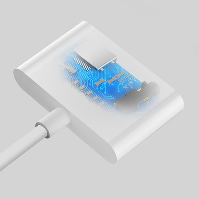 2 in 1 Charger Listening Adapter For IPX 8 7 Charge Adapter 3.5mm Jack AUX Splitter