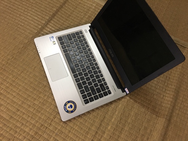 Laptop Asus K46 i5 vỏ nhôm mỏng đẹp thời trang văn phòng
