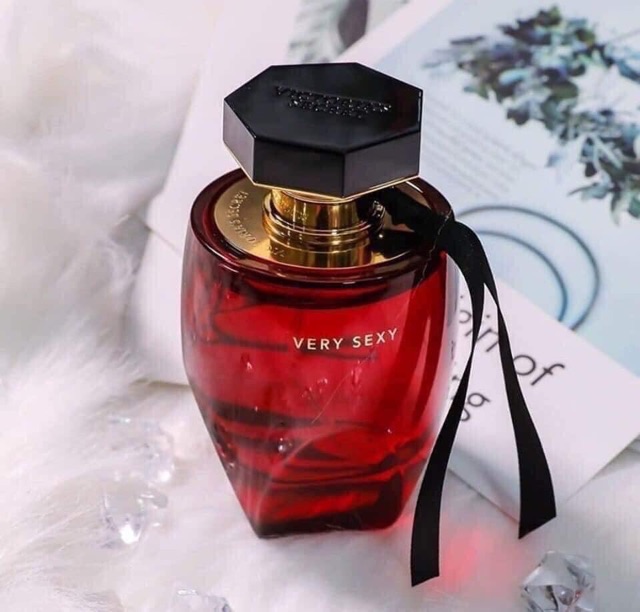 Nước hoa quyến rũ Victoria Secret Very Sexy EDP