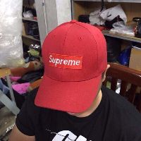 Nón mũ lưỡi trai Supreme
