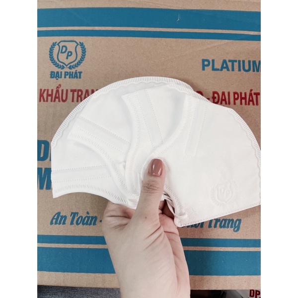 Lẻ 1 hộp  khẩu trang 6D hàng chính hãng