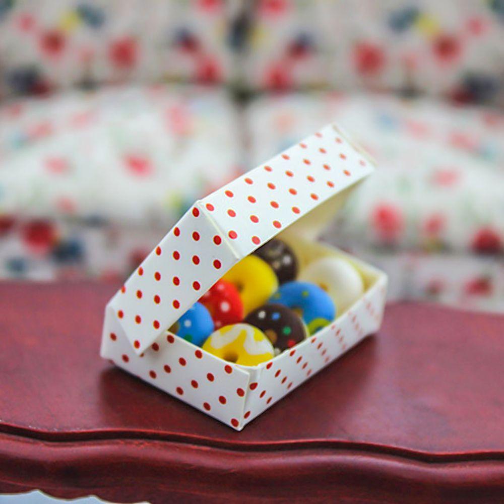 Mô Hình Bánh Donut Tỉ Lệ 1 / 6 1 / 12 Dùng Để Trang Trí Nhà Búp Bê