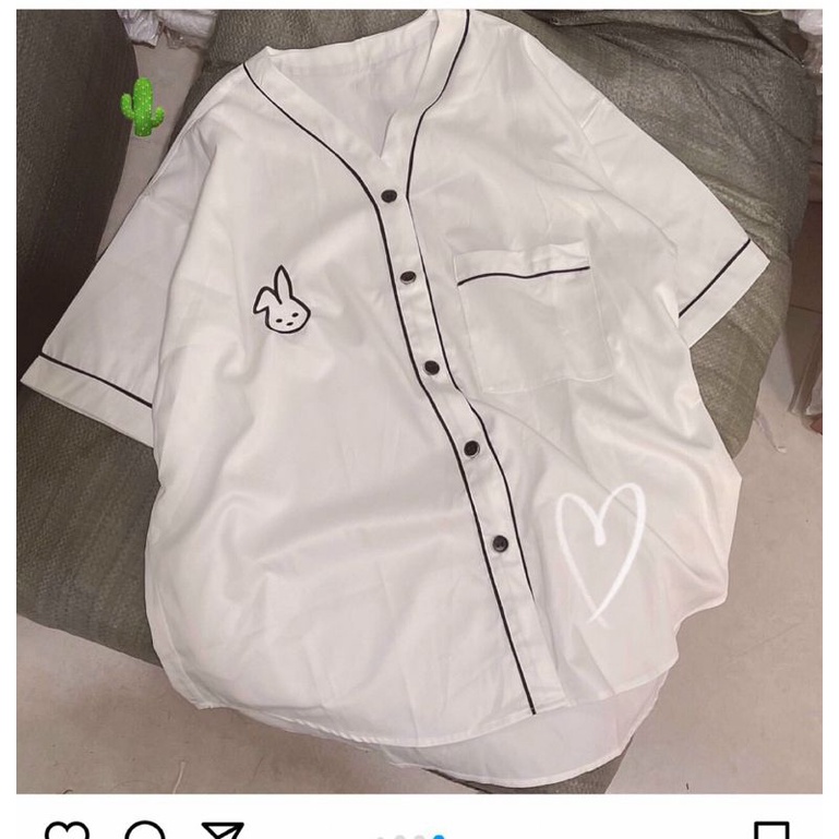 Áo sơ mi unisex, cổ chữ V phối viền - hàng may chuẩn đẹp - logo thỏ thêu xịn xò, Chất: kate hàn, Size: <55kg