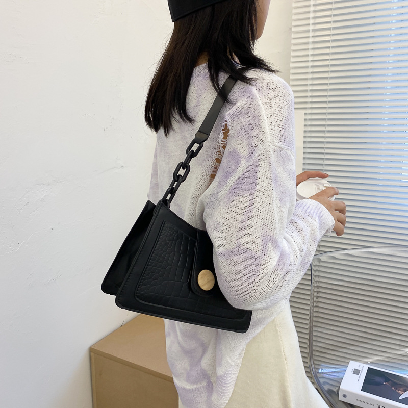 Túi da đeo vai thời trang nữ hãng MM | BigBuy360 - bigbuy360.vn