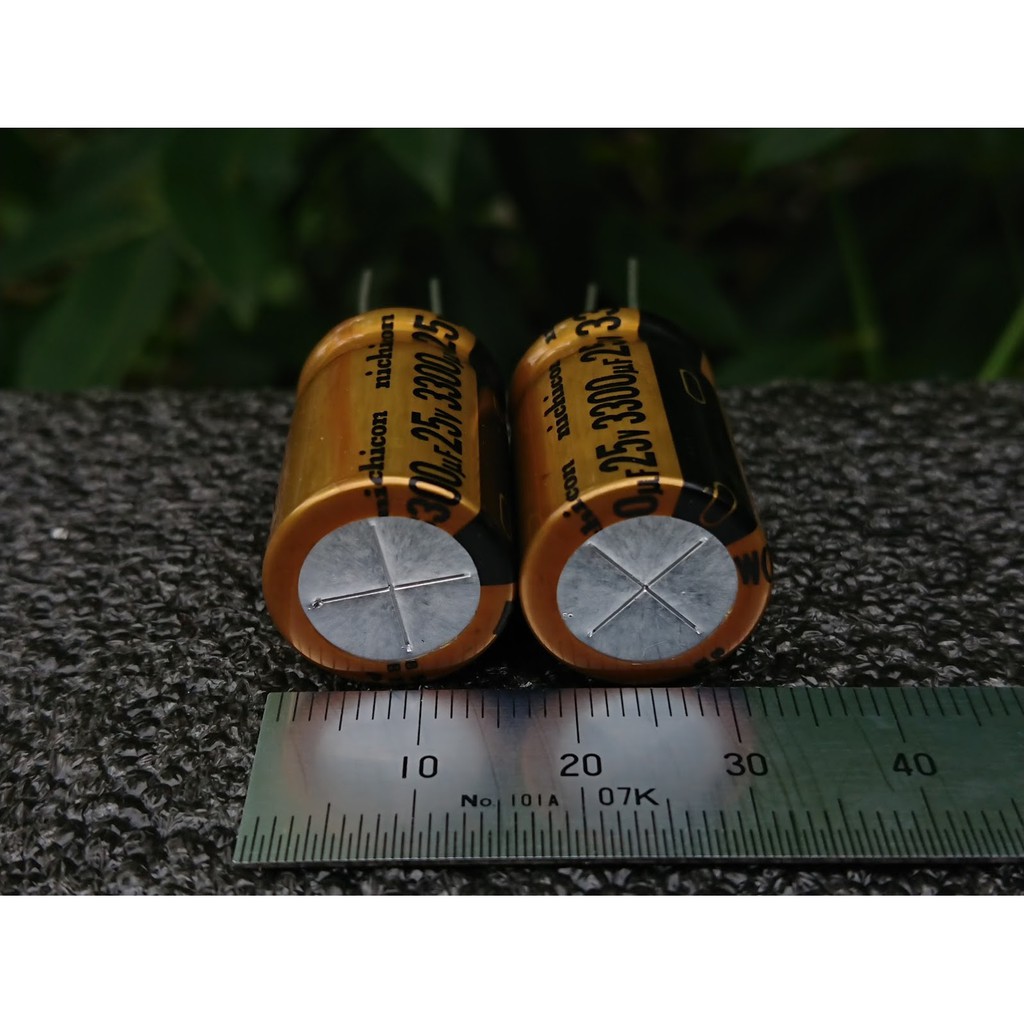 Tụ điện Nichicon FW 3300uF 25V